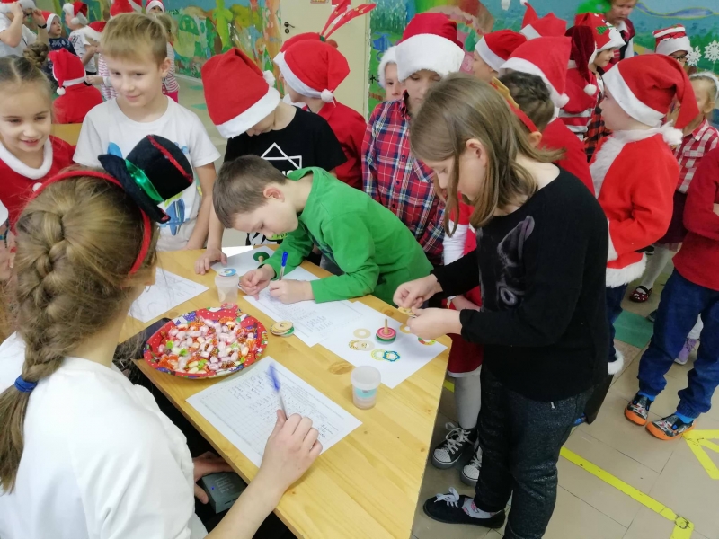 Matematyczny Bączek zawirował w SP5