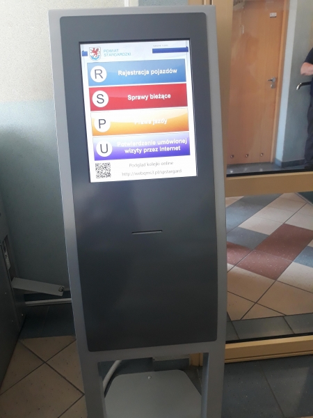 Etatowi stacze kolejkowi w Wydziale Komunikacji?