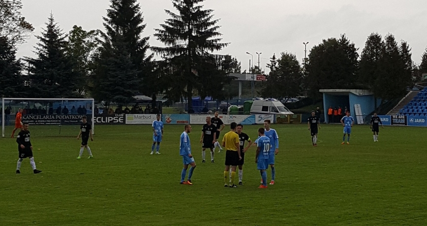 Błękitni przegrali z Rozwojem Katowice