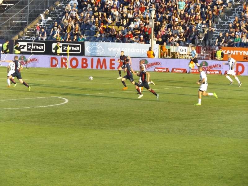 Ekstraklasa nie odpoczywa, dziś gra Pogoń