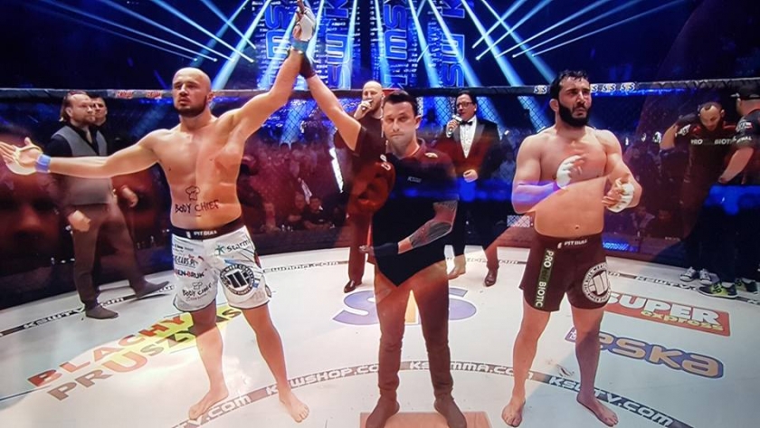 Tomasz Narkun zwycięża! Brawo "Żyrafa"!