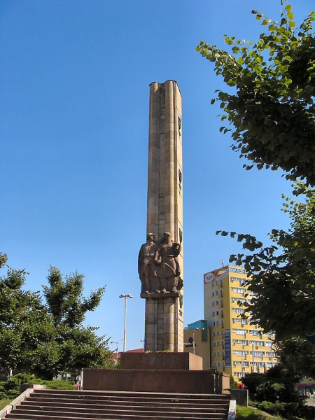 Szczecin: Nie będzie przebudowy Pomnika Wdzięczności na pomnik Matki Boskiej